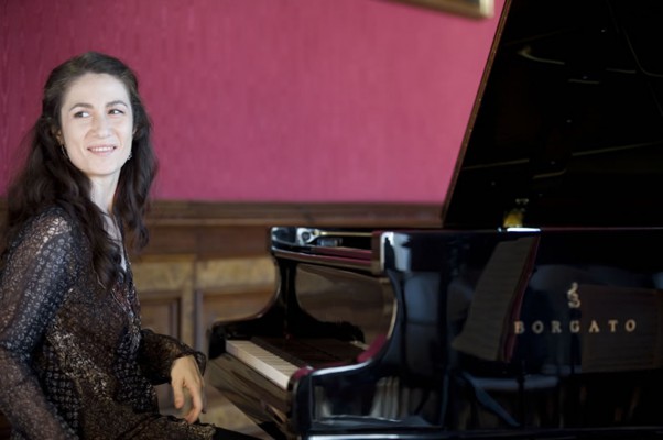 8 settembre 2005 <br>Alessandra Ammara