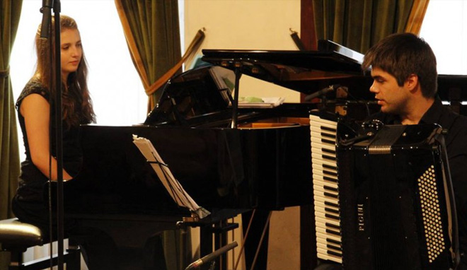 22 aprile 2018 ore 11.00 <br>Duo Aspera<br>Circolo Ufficiali – Trieste