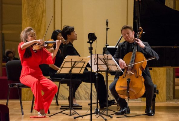 15 aprile 2019 > Trio Gaon