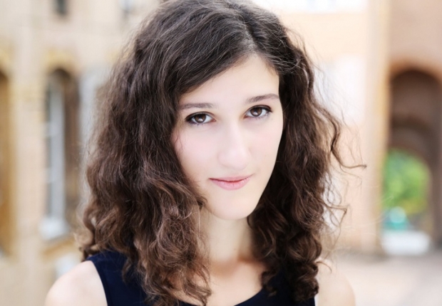 Lunedì 14 ottobre al Teatro Verdi di Trieste riflettori sulla brillante pianista francese Nathalia Milstein